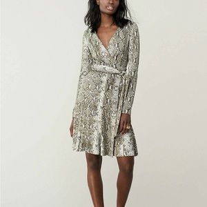 Diane Avon Furstenburg DVF Python Snakeskin Wrap Dress - S